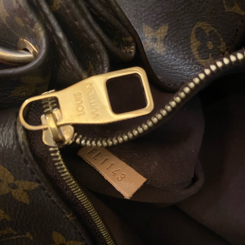SOLD 🛑Louis Vuitton Métis Hobo Bag - Picture 15 of 16